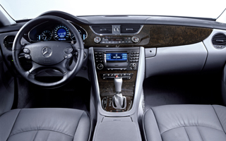 CLS�N���X����