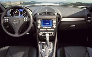 SLK�N���X����