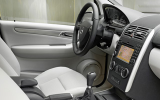 A�N���X5�h�A����