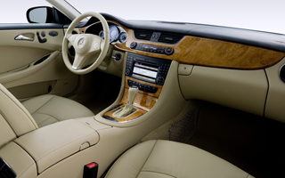 CLS�N���X����