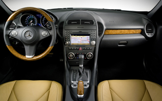 SLK�N���X����